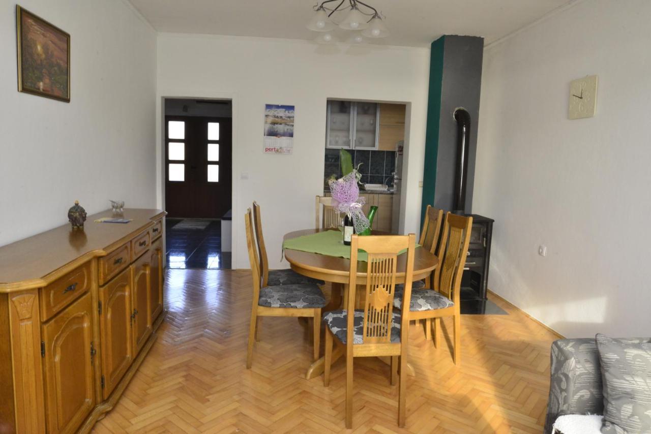 Appartement House Sarovic à Tivat Extérieur photo