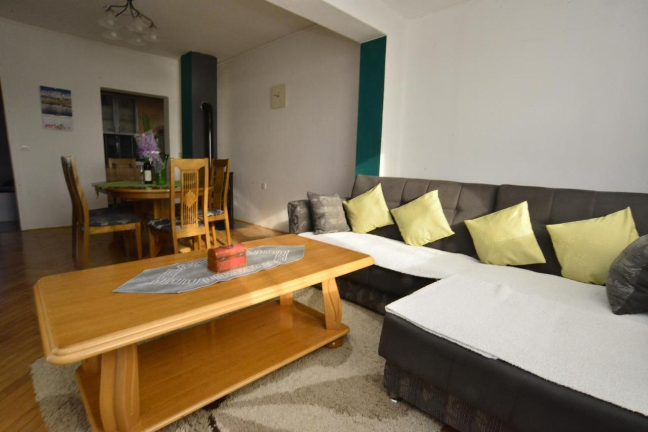 Appartement House Sarovic à Tivat Extérieur photo