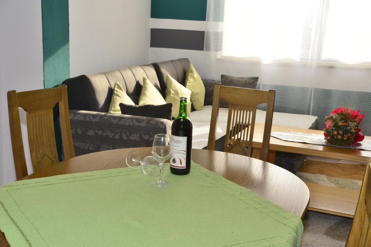 Appartement House Sarovic à Tivat Extérieur photo